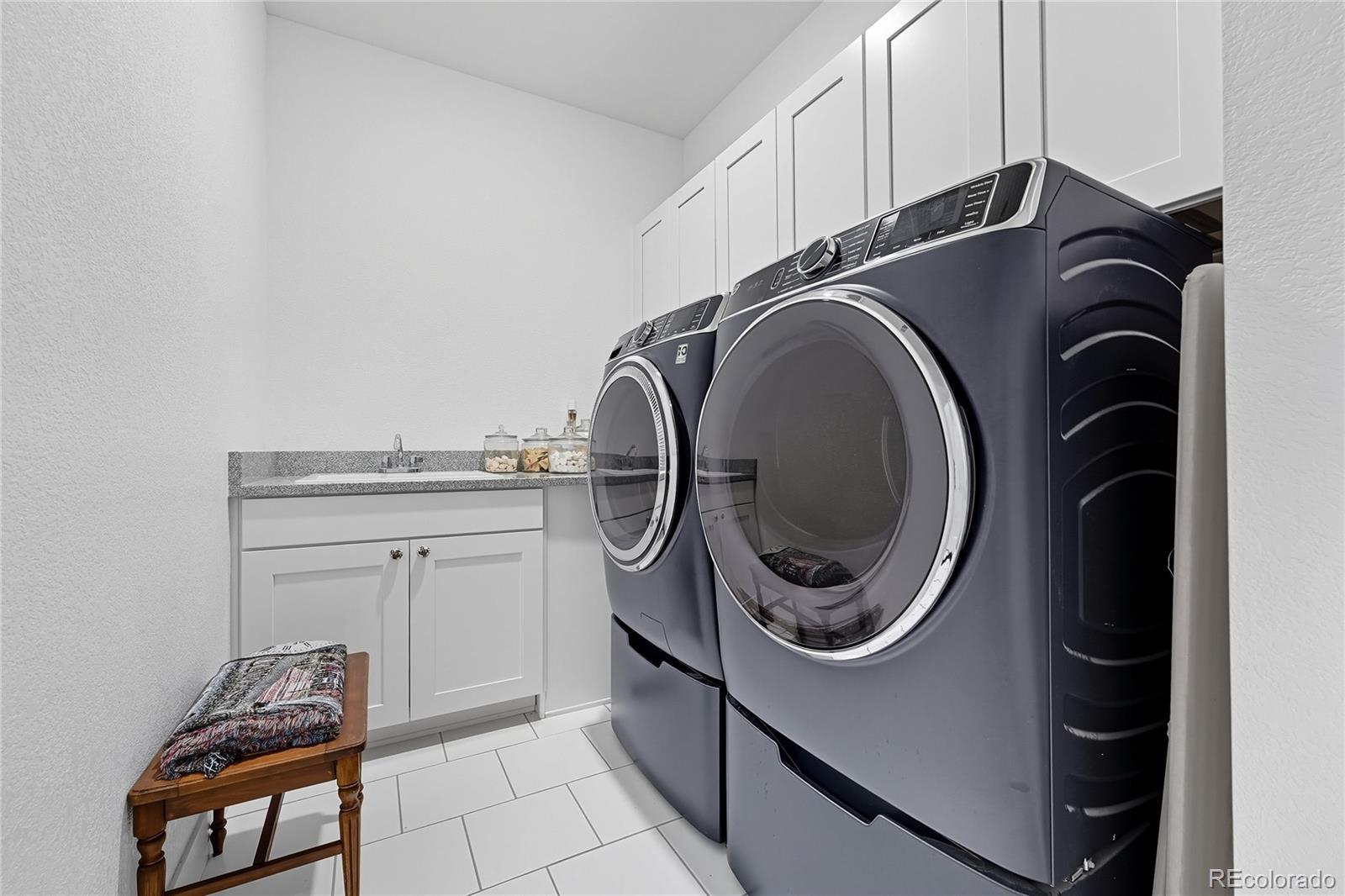 MLS Image #33 for    ,, Colorado