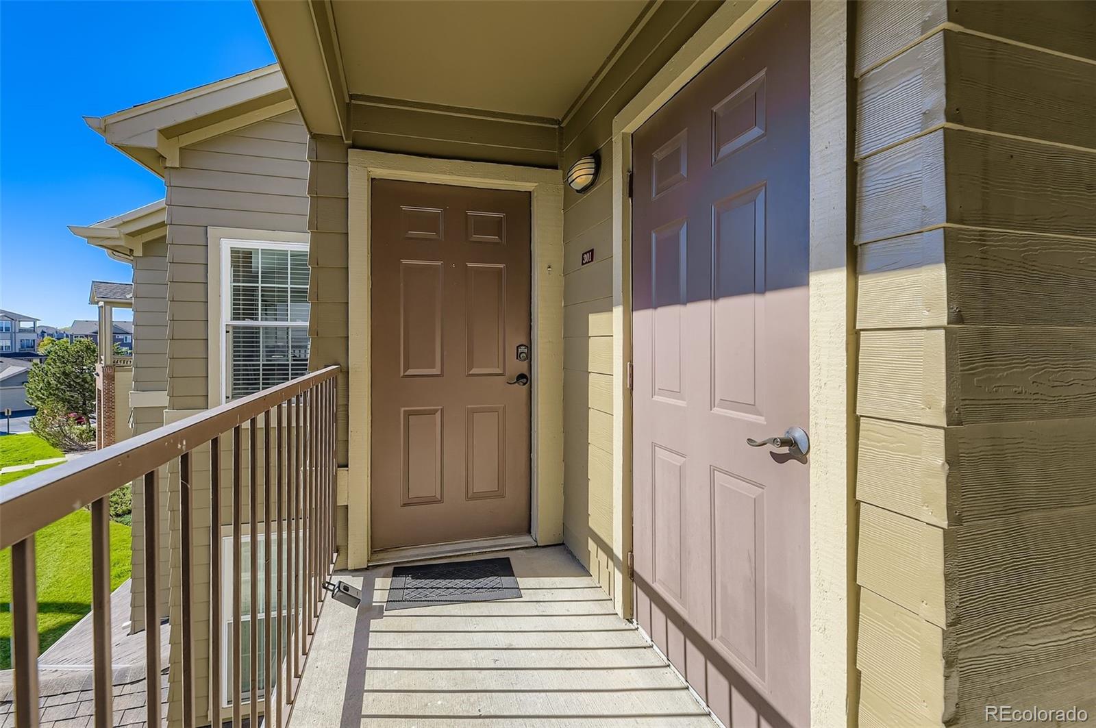 MLS Image #3 for 12858  ironstone way,parker, Colorado