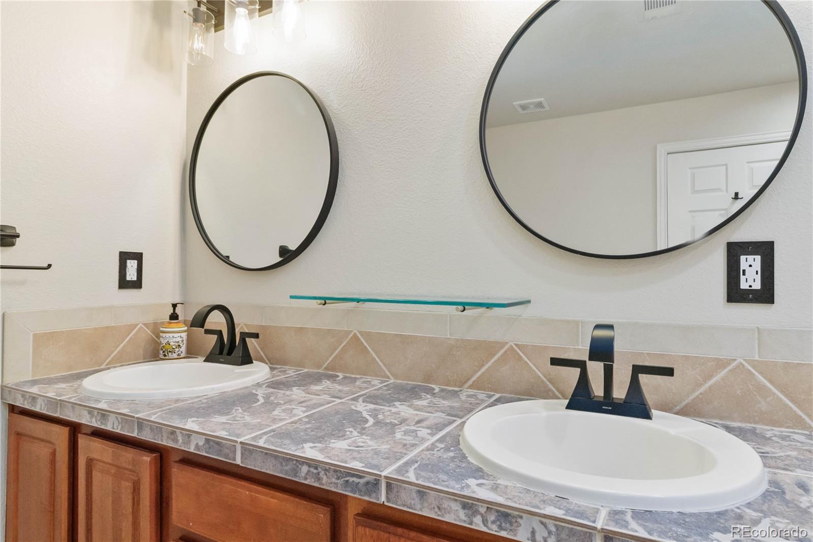 MLS Image #29 for 13942 e princeton place c,aurora, Colorado