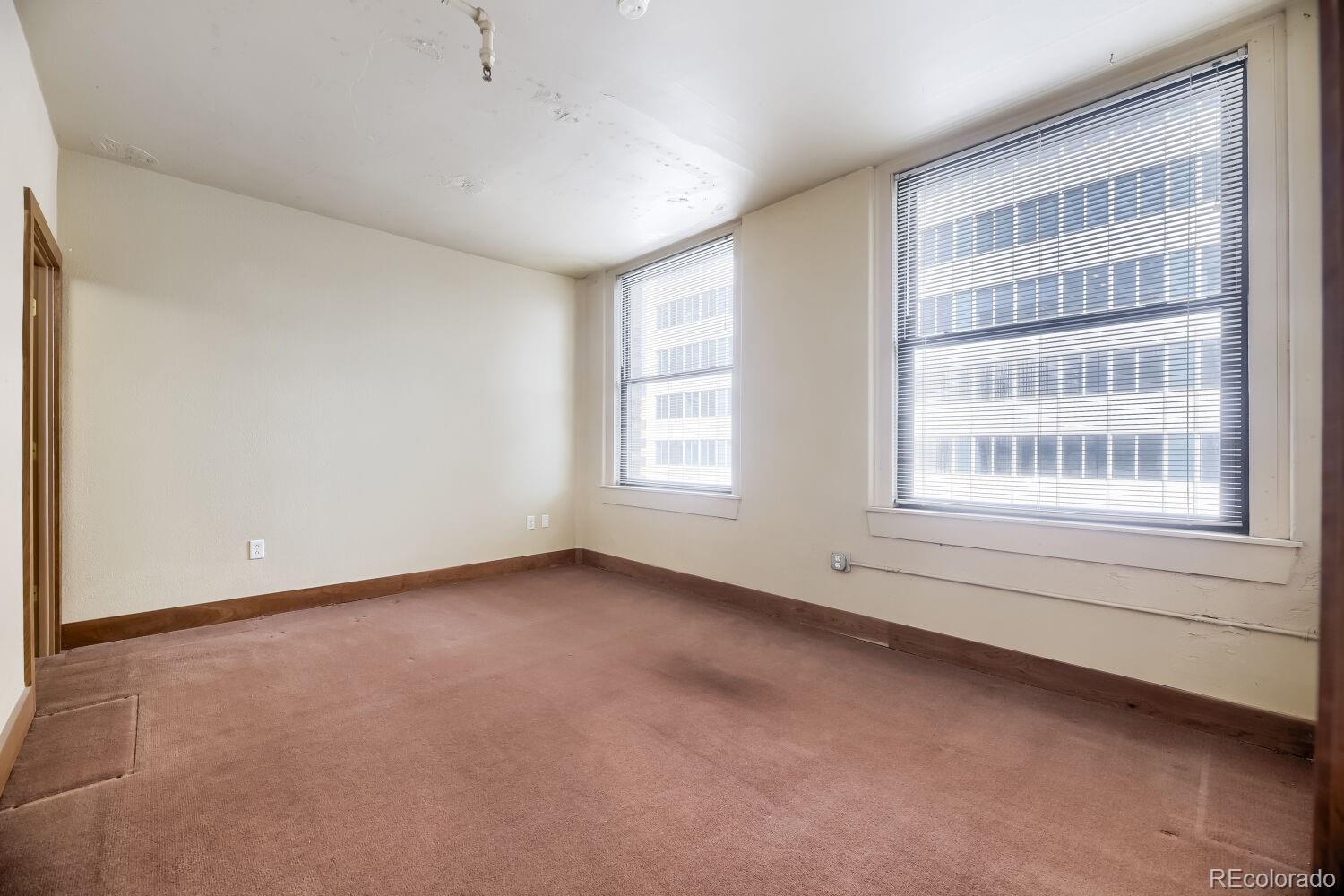 MLS Image #36 for 444  17th street 1003,denver, Colorado