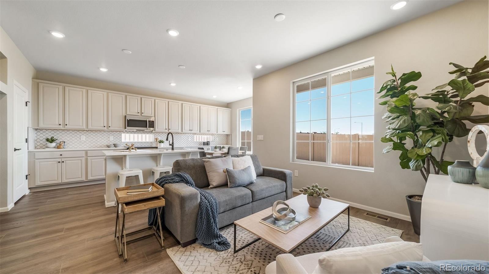 MLS Image #12 for 5042 n tempe street,aurora, Colorado