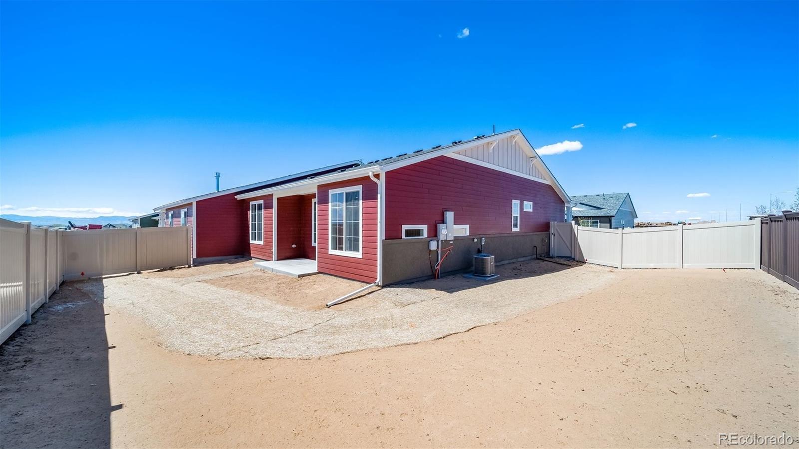 MLS Image #3 for 5042 n tempe street,aurora, Colorado