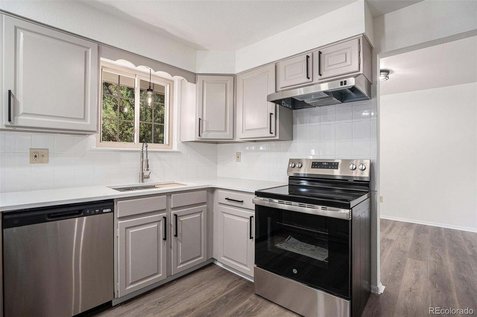 MLS Image #5 for 6075  castlewood lane,colorado springs, Colorado