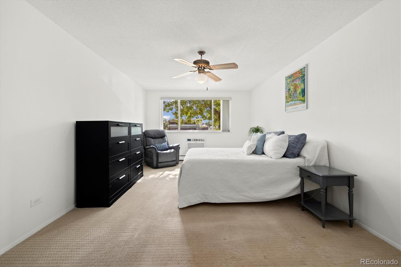 MLS Image #12 for 580 s clinton street,denver, Colorado