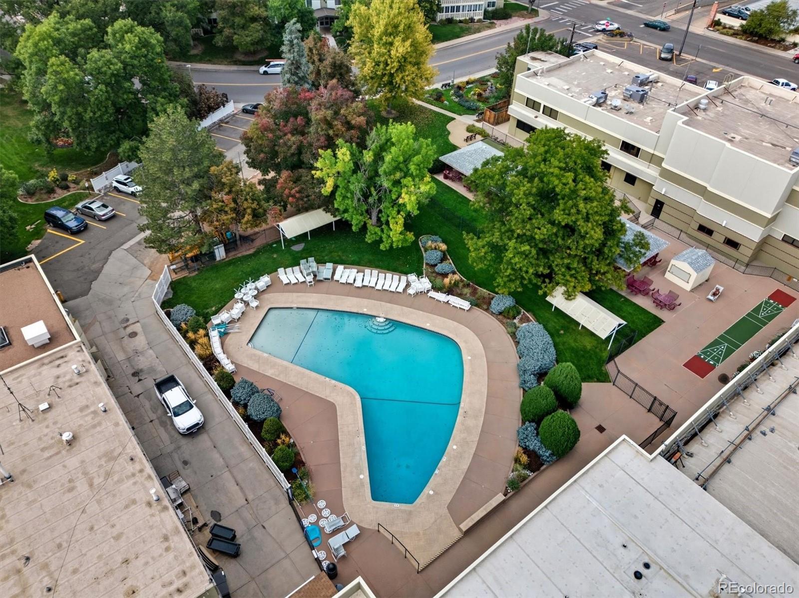 MLS Image #33 for 580 s clinton street,denver, Colorado