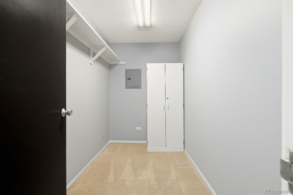 MLS Image #9 for 580 s clinton street,denver, Colorado