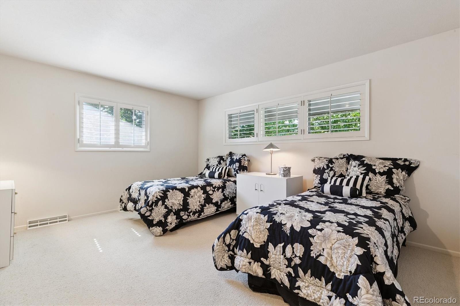 MLS Image #32 for 4010 s holly street,cherry hills village, Colorado