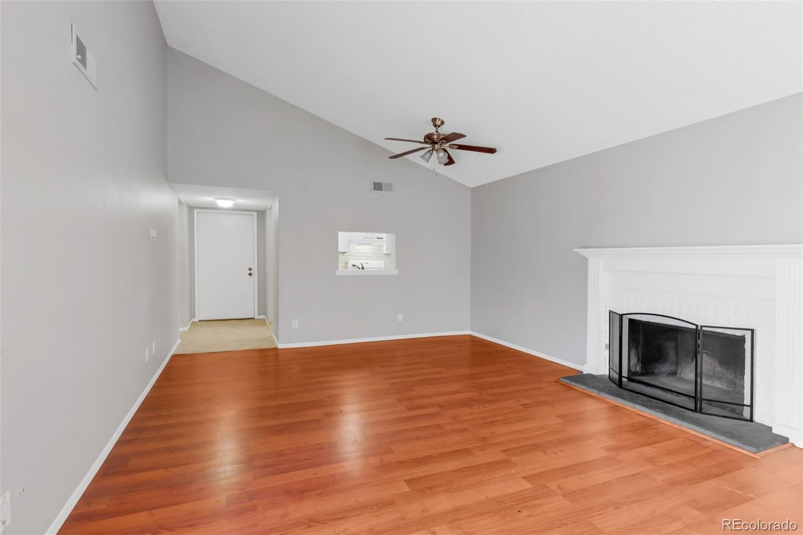 MLS Image #3 for 3868 s fraser street,aurora, Colorado