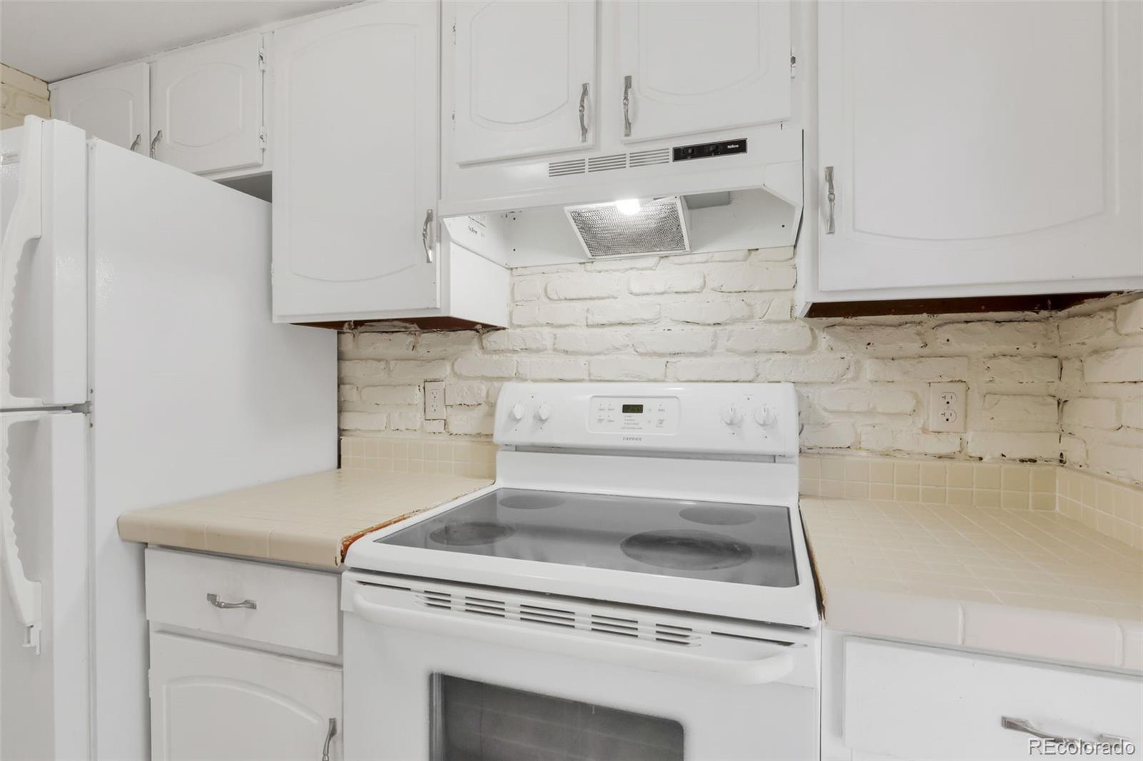 MLS Image #6 for 3868 s fraser street,aurora, Colorado
