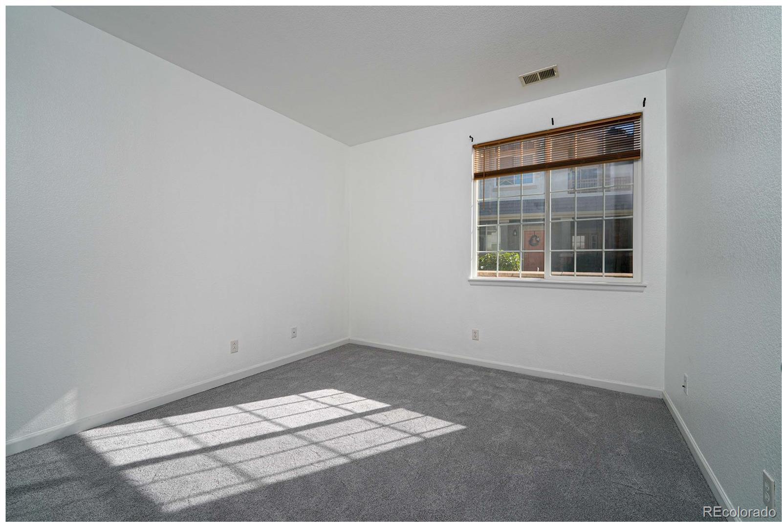 MLS Image #14 for 22580 e ontario drive,aurora, Colorado