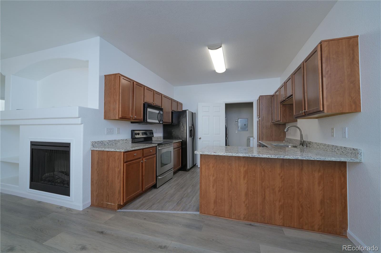 MLS Image #3 for 22580 e ontario drive,aurora, Colorado