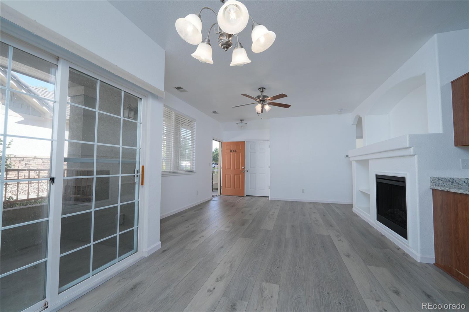 MLS Image #5 for 22580 e ontario drive,aurora, Colorado