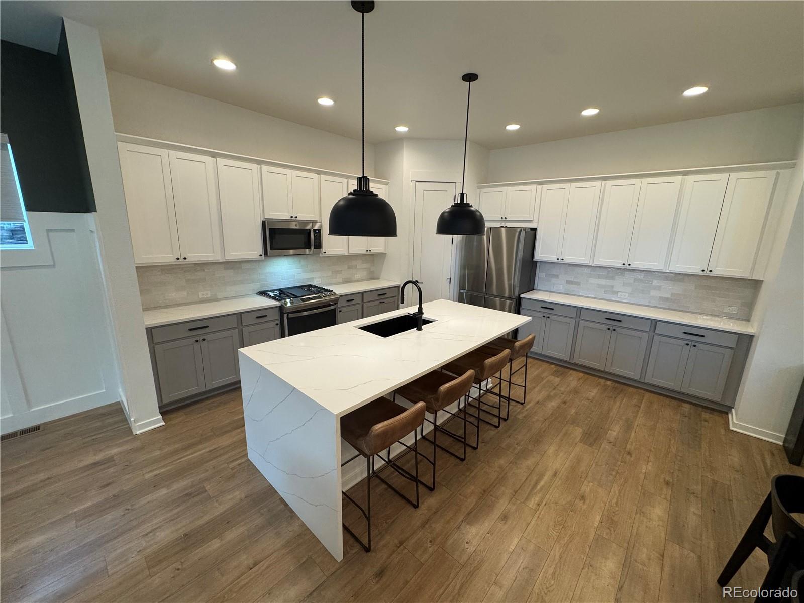 MLS Image #21 for 2007  alcott way,broomfield, Colorado