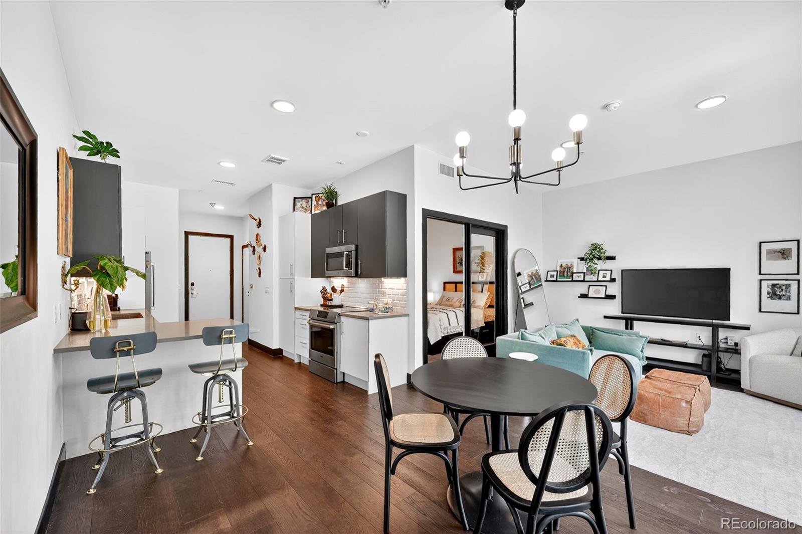 MLS Image #11 for 2525  arapahoe street,denver, Colorado