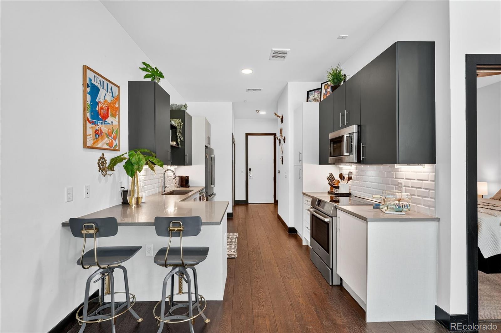 MLS Image #13 for 2525  arapahoe street,denver, Colorado