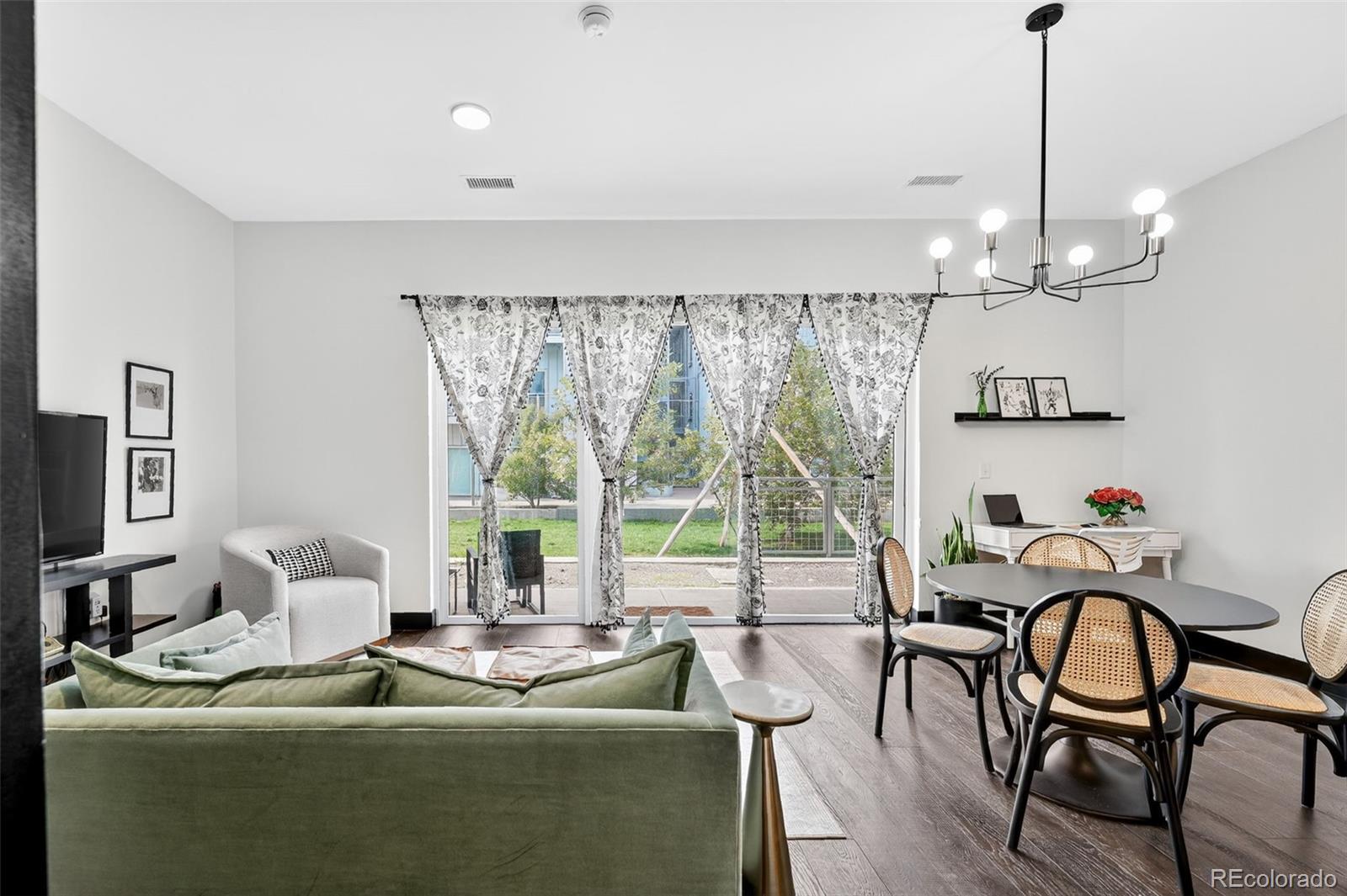 MLS Image #9 for 2525  arapahoe street,denver, Colorado