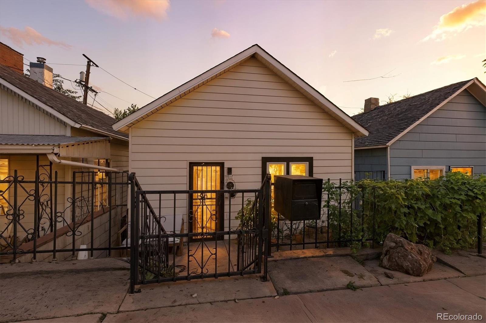 MLS Image #5 for 3122  umatilla street,denver, Colorado