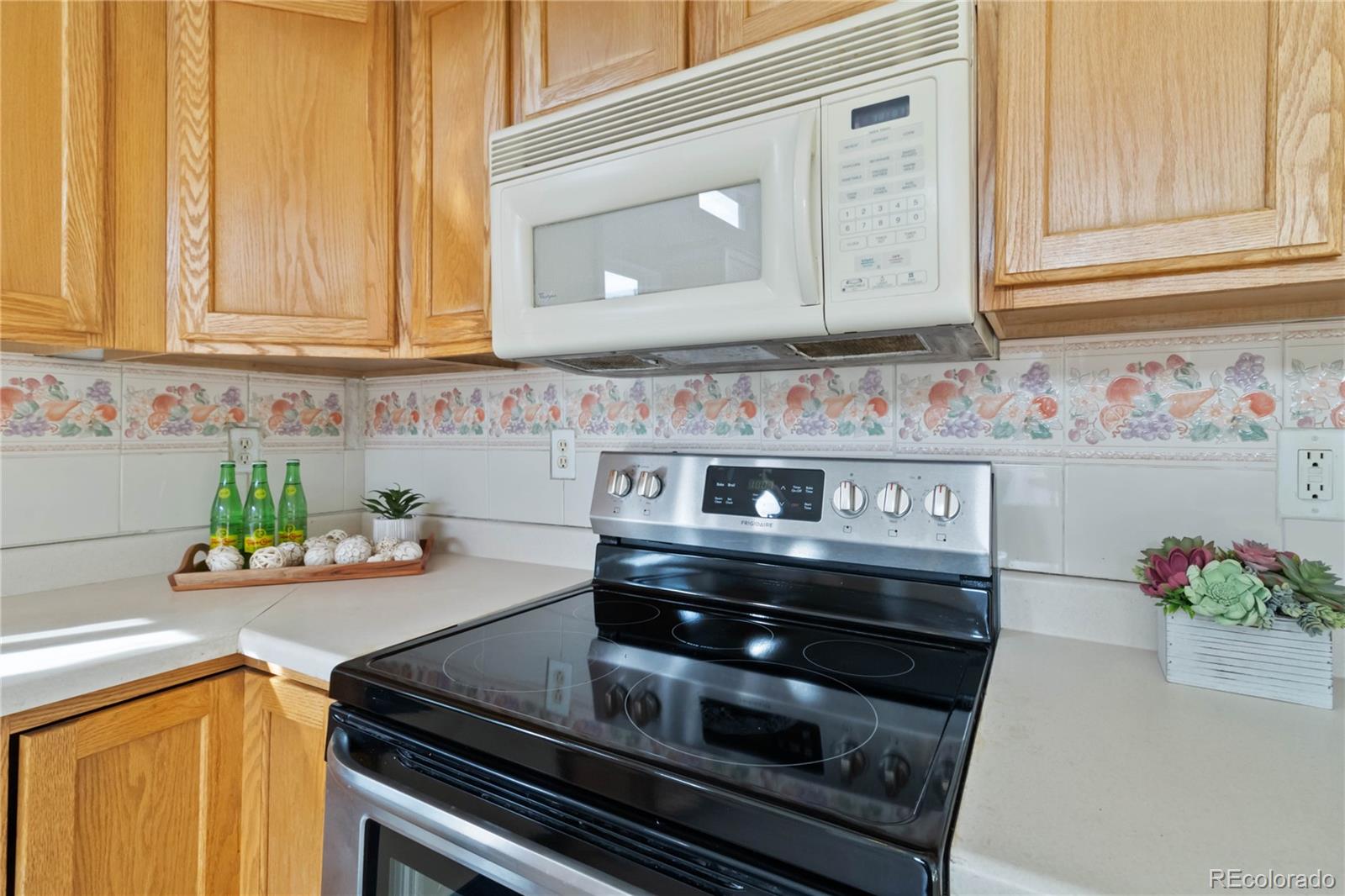 MLS Image #14 for 5124  enid way,denver, Colorado