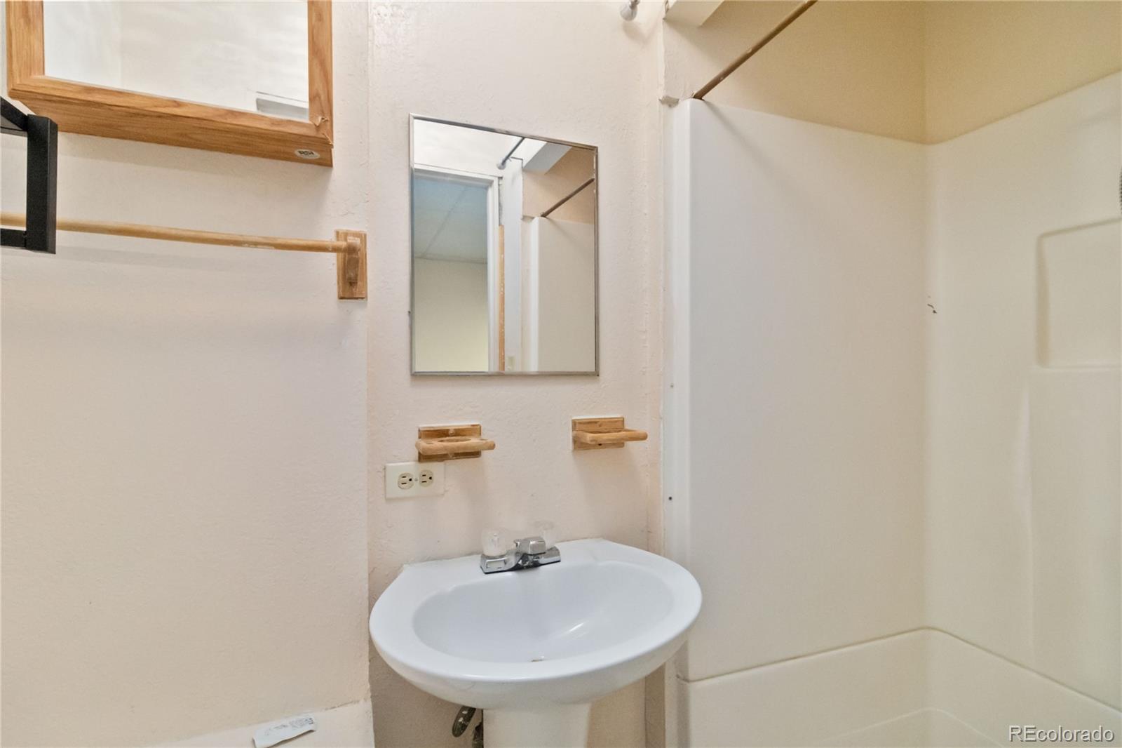MLS Image #35 for 5124  enid way,denver, Colorado