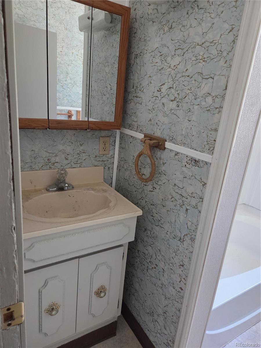 MLS Image #18 for 407  carson street,brush, Colorado
