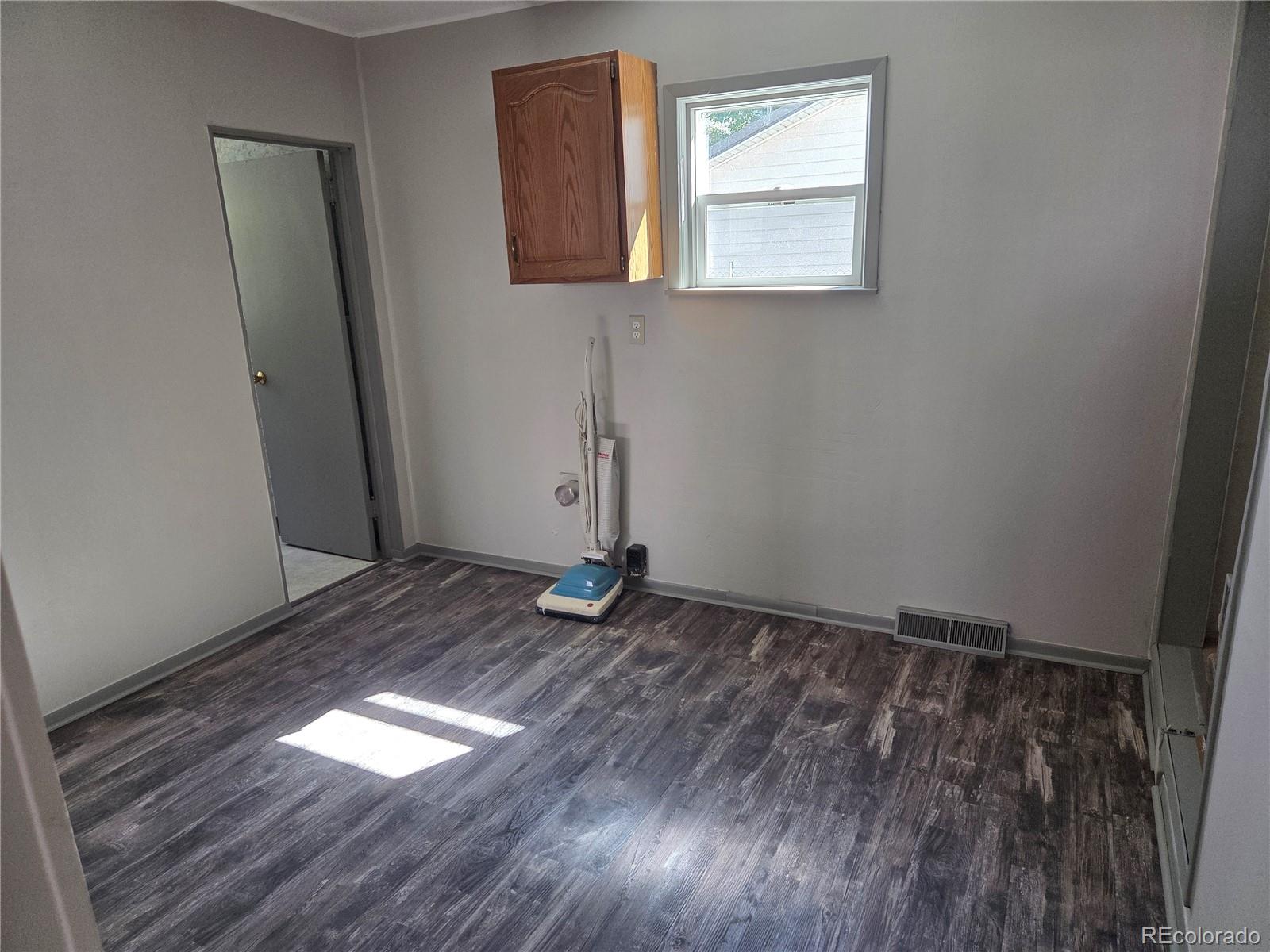 MLS Image #6 for 407  carson street,brush, Colorado