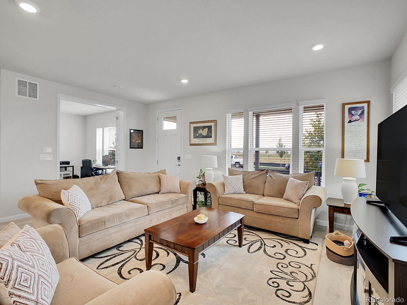 MLS Image #6 for 24831 e 33rd drive,aurora, Colorado