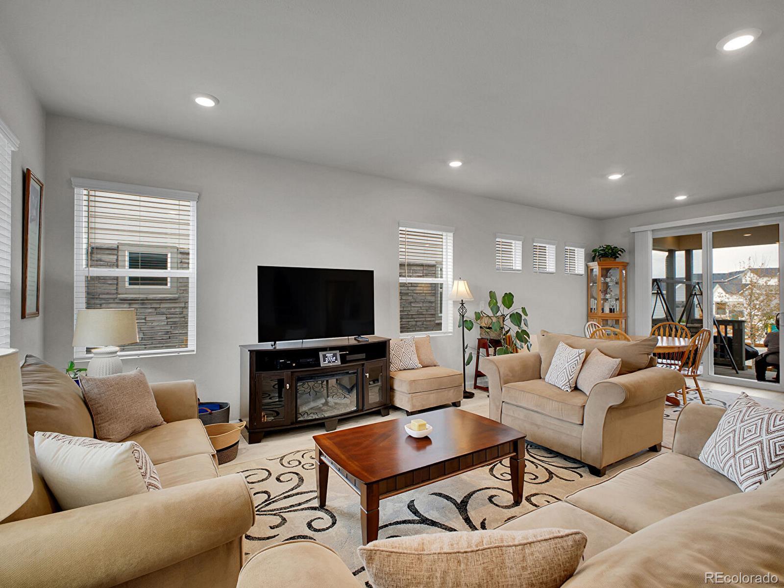 MLS Image #8 for 24831 e 33rd drive,aurora, Colorado