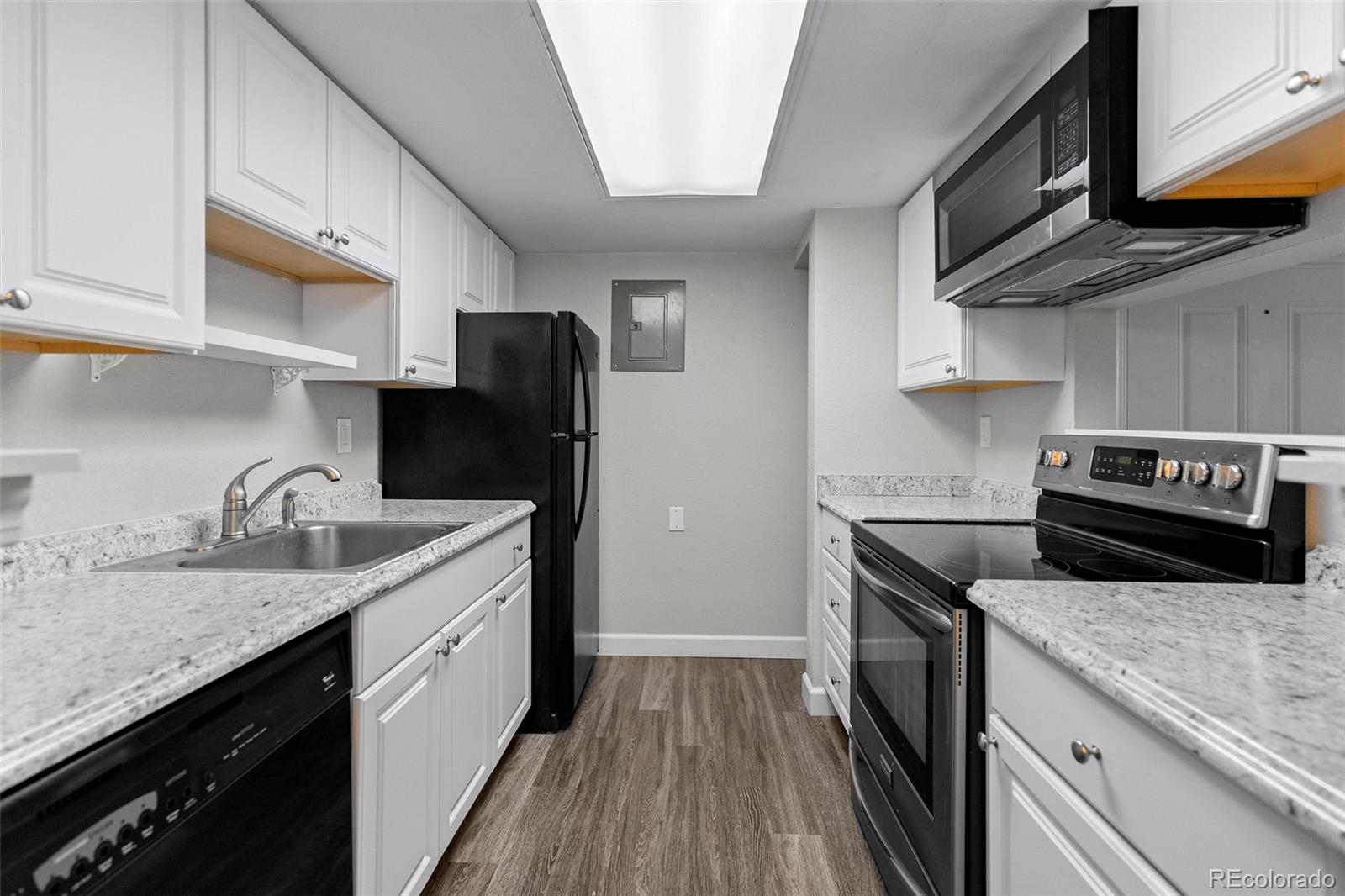 MLS Image #8 for 13290 e jewell avenue,aurora, Colorado