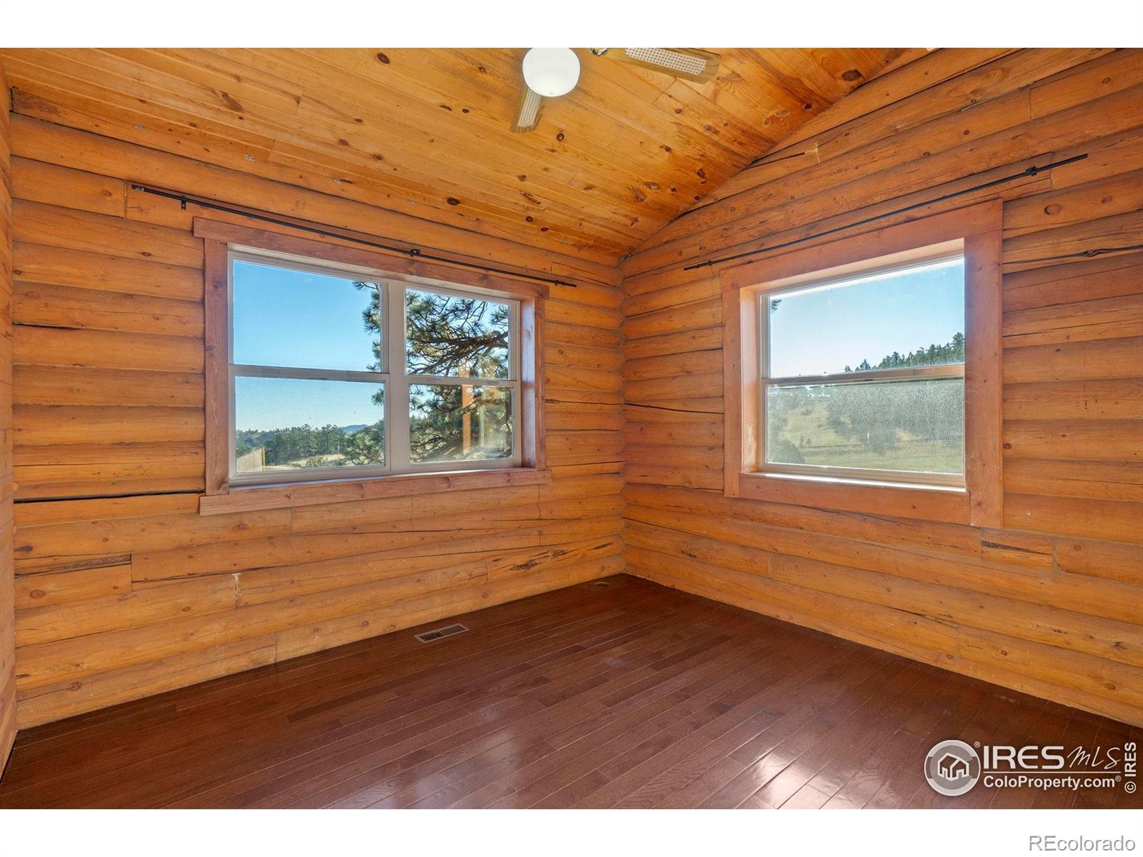 MLS Image #18 for 487  laplata drive,livermore, Colorado