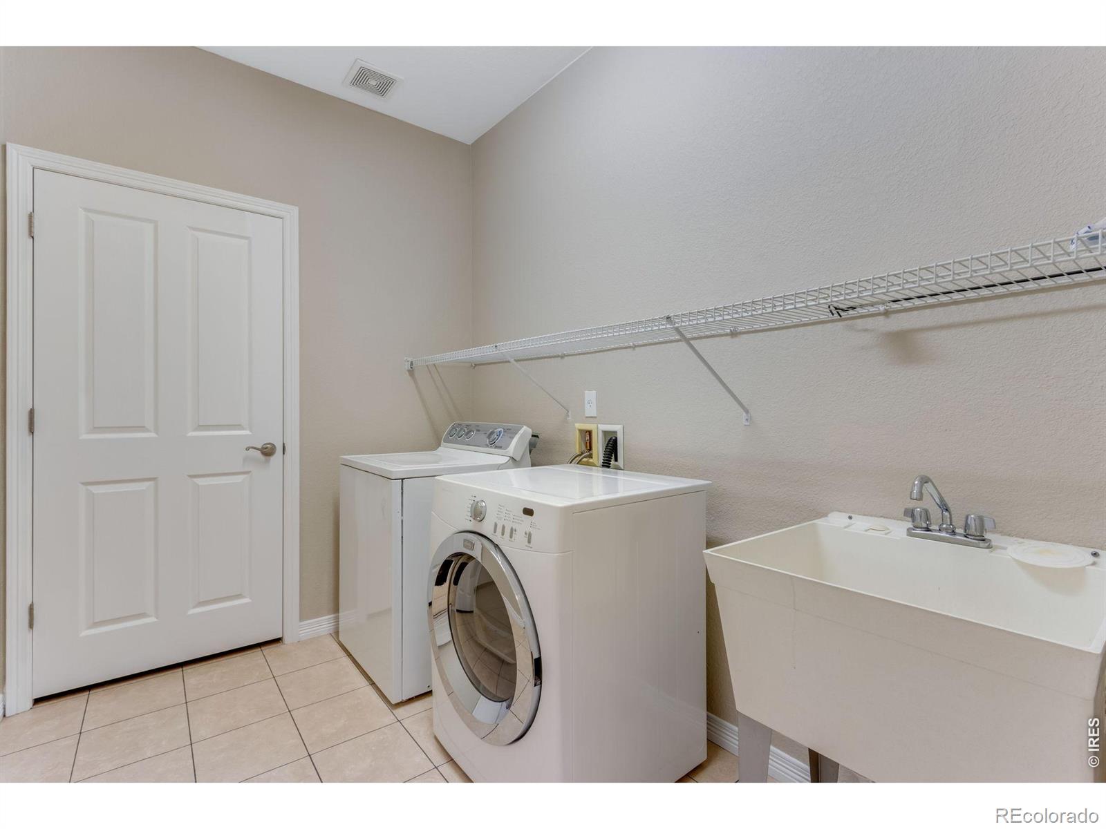 MLS Image #10 for 2410  santa fe drive,longmont, Colorado