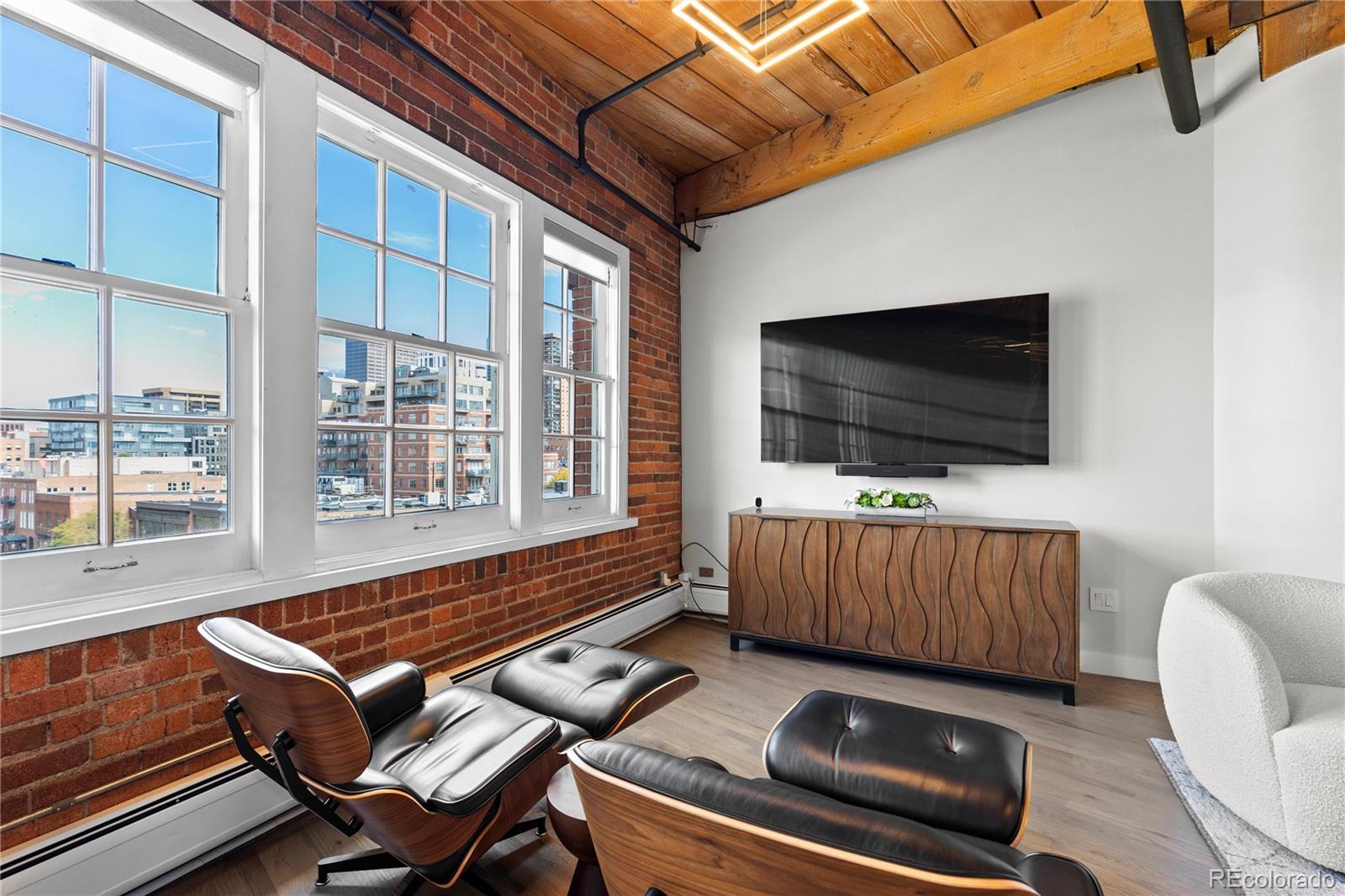 MLS Image #4 for 1616  14th street 5b,denver, Colorado