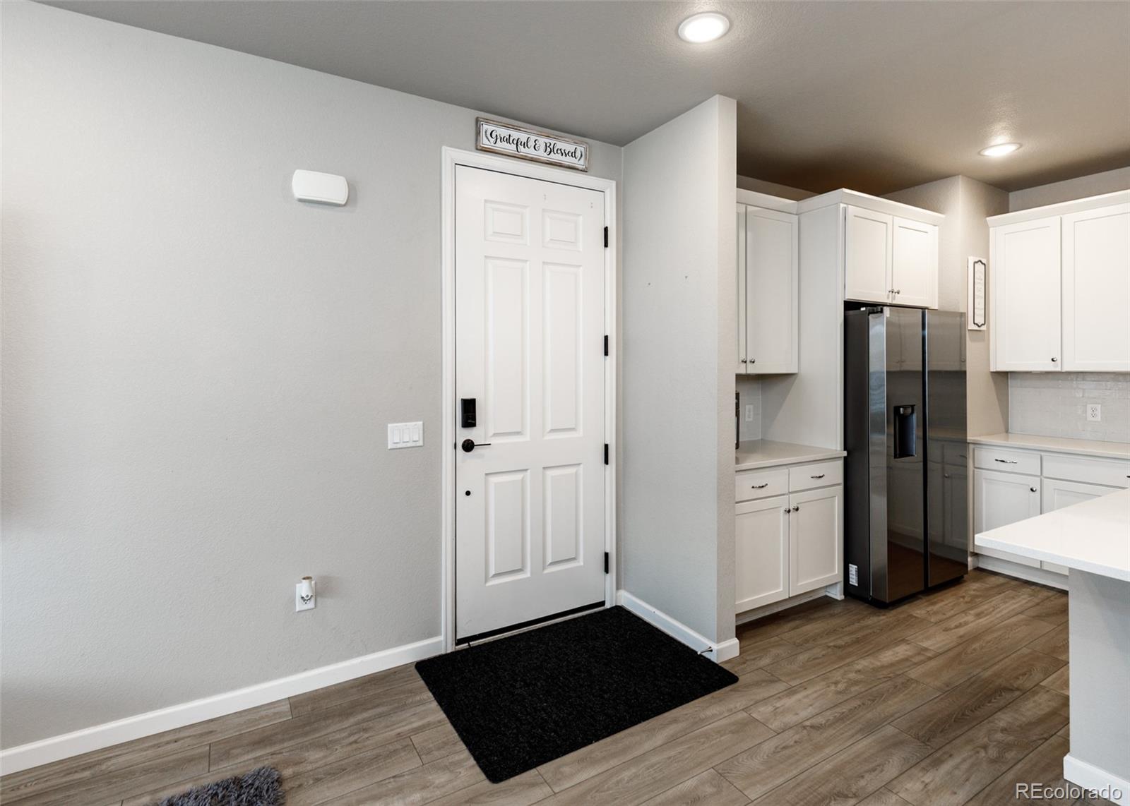 MLS Image #5 for 6153 n ceylon street,denver, Colorado
