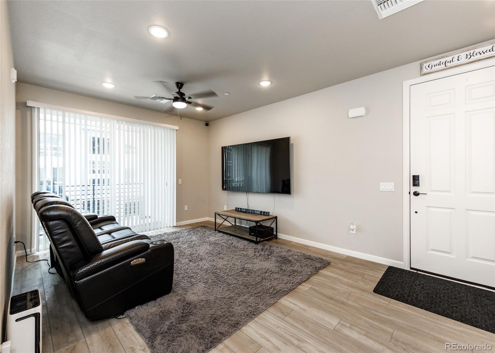 MLS Image #8 for 6153 n ceylon street,denver, Colorado