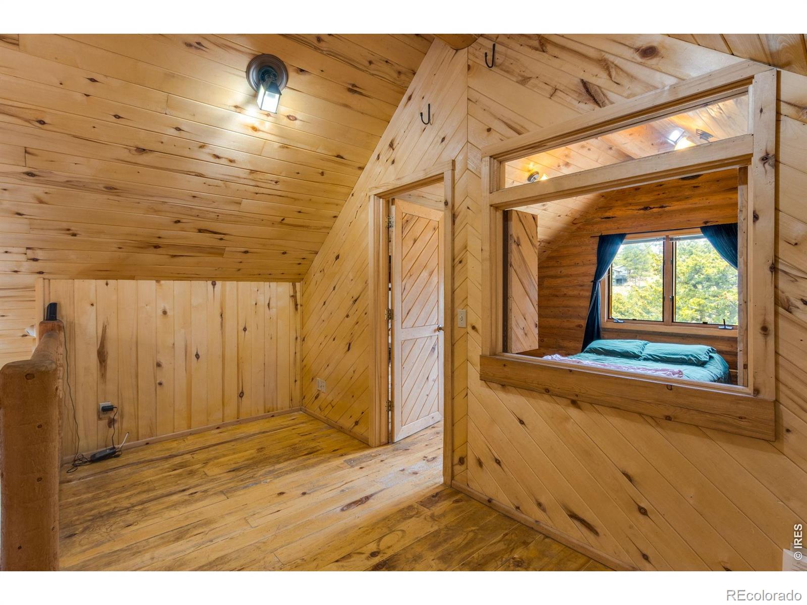 MLS Image #27 for 679  mount massive drive,livermore, Colorado