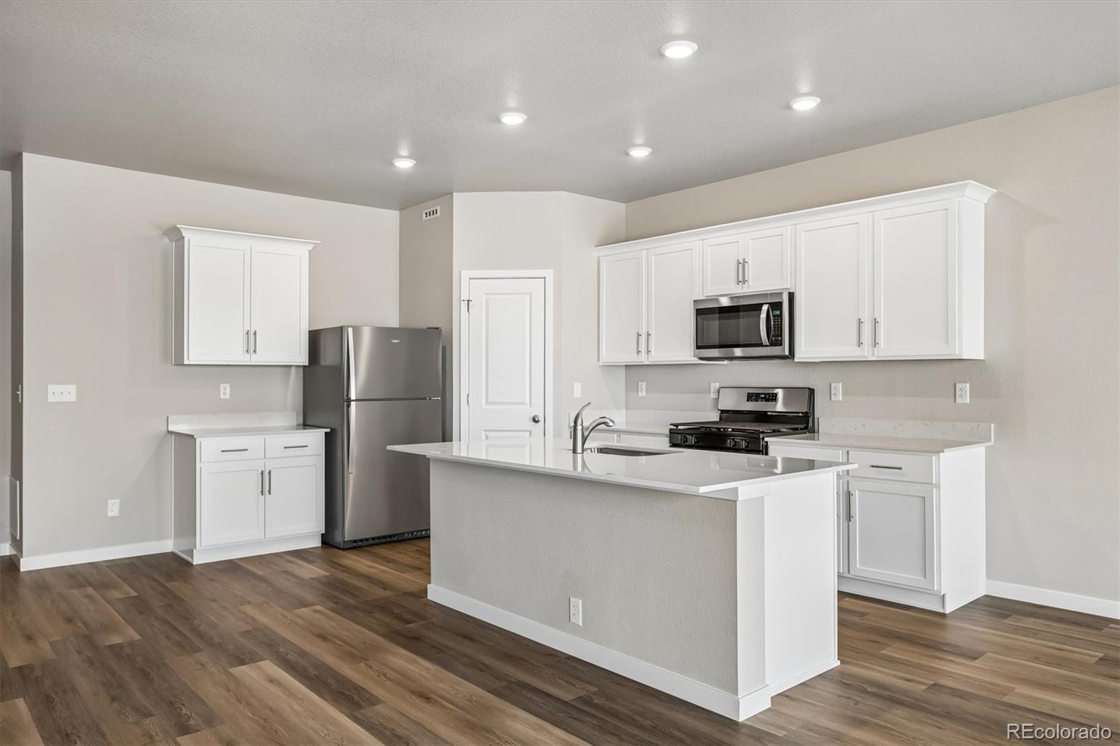 MLS Image #9 for 968  cascade falls street,severance, Colorado