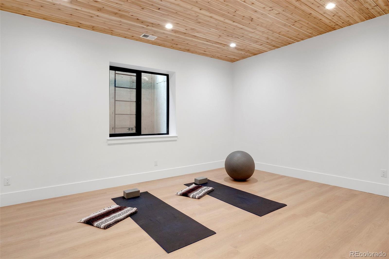MLS Image #42 for 482 s gilpin street,denver, Colorado
