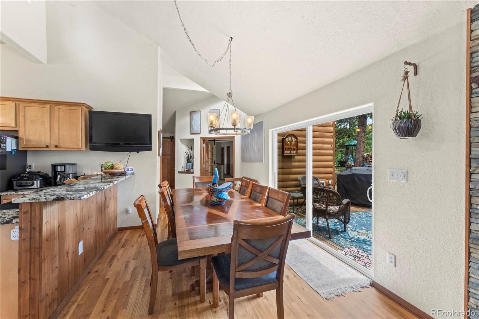 MLS Image #15 for 510  banner trail,florissant, Colorado