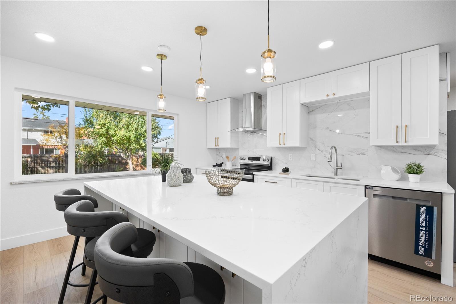 MLS Image #15 for 6461 e cornell avenue,denver, Colorado