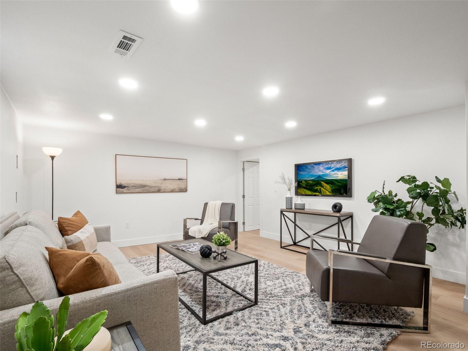 MLS Image #22 for 6461 e cornell avenue,denver, Colorado