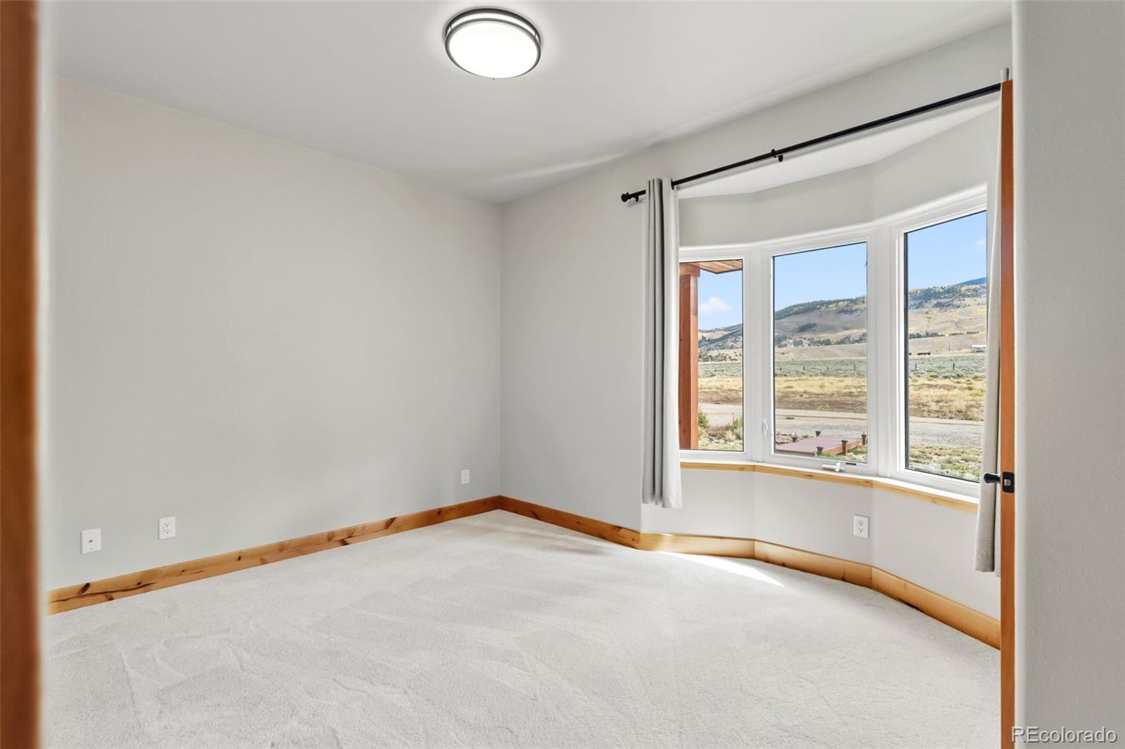 MLS Image #32 for 845  elk run road,silverthorne, Colorado