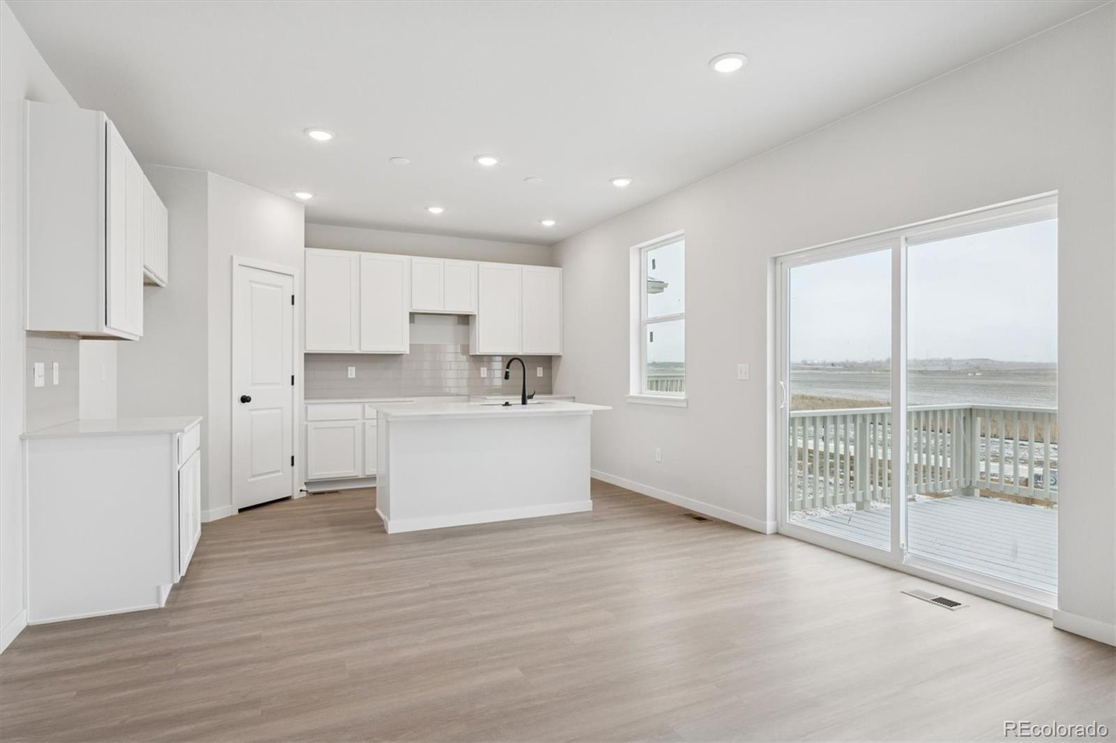 MLS Image #3 for 3711  sandreed street,dacono, Colorado