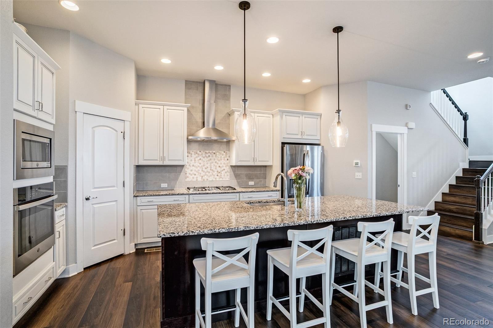 MLS Image #10 for 9962 e 60th avenue,denver, Colorado