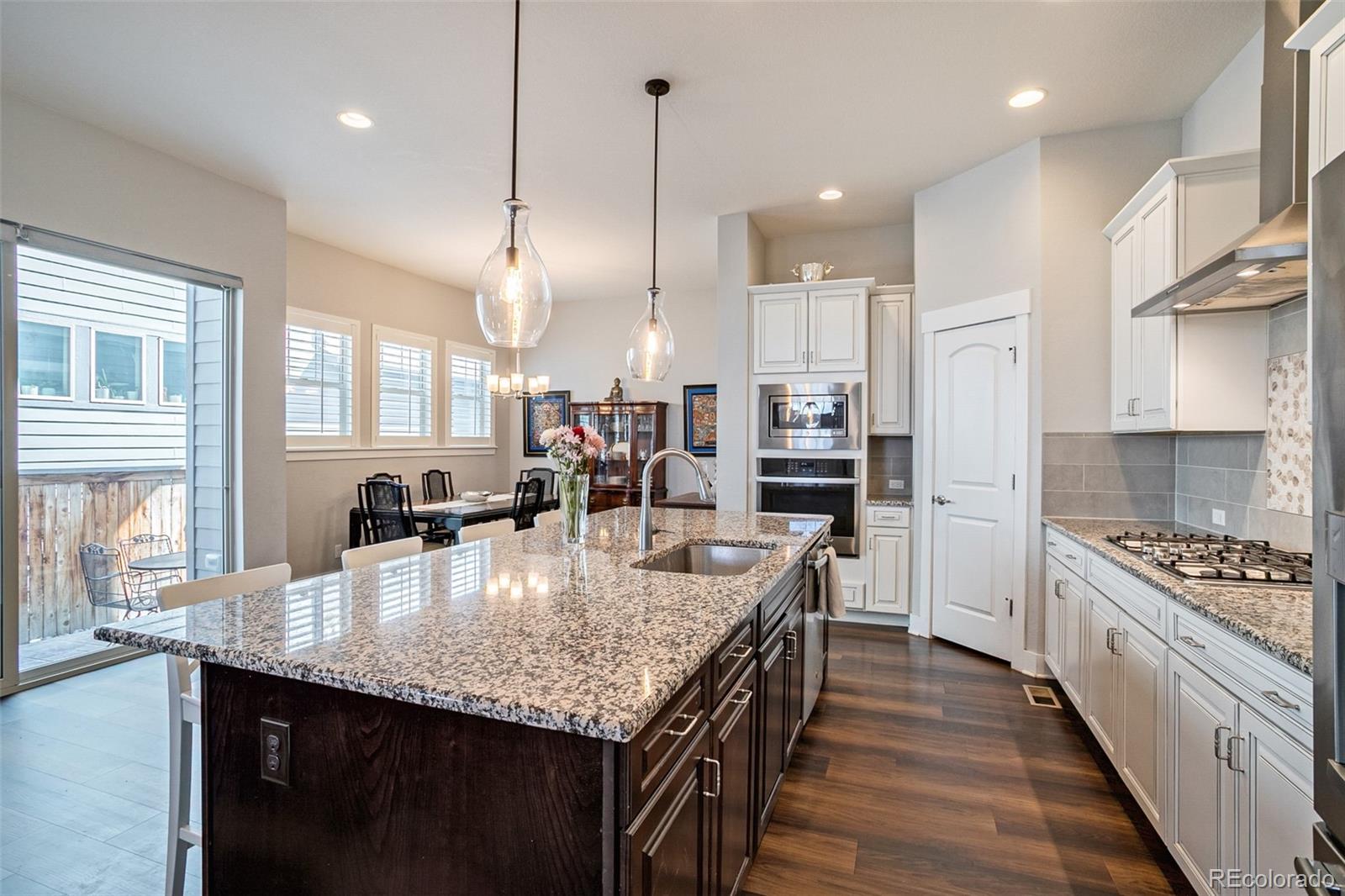 MLS Image #14 for 9962 e 60th avenue,denver, Colorado