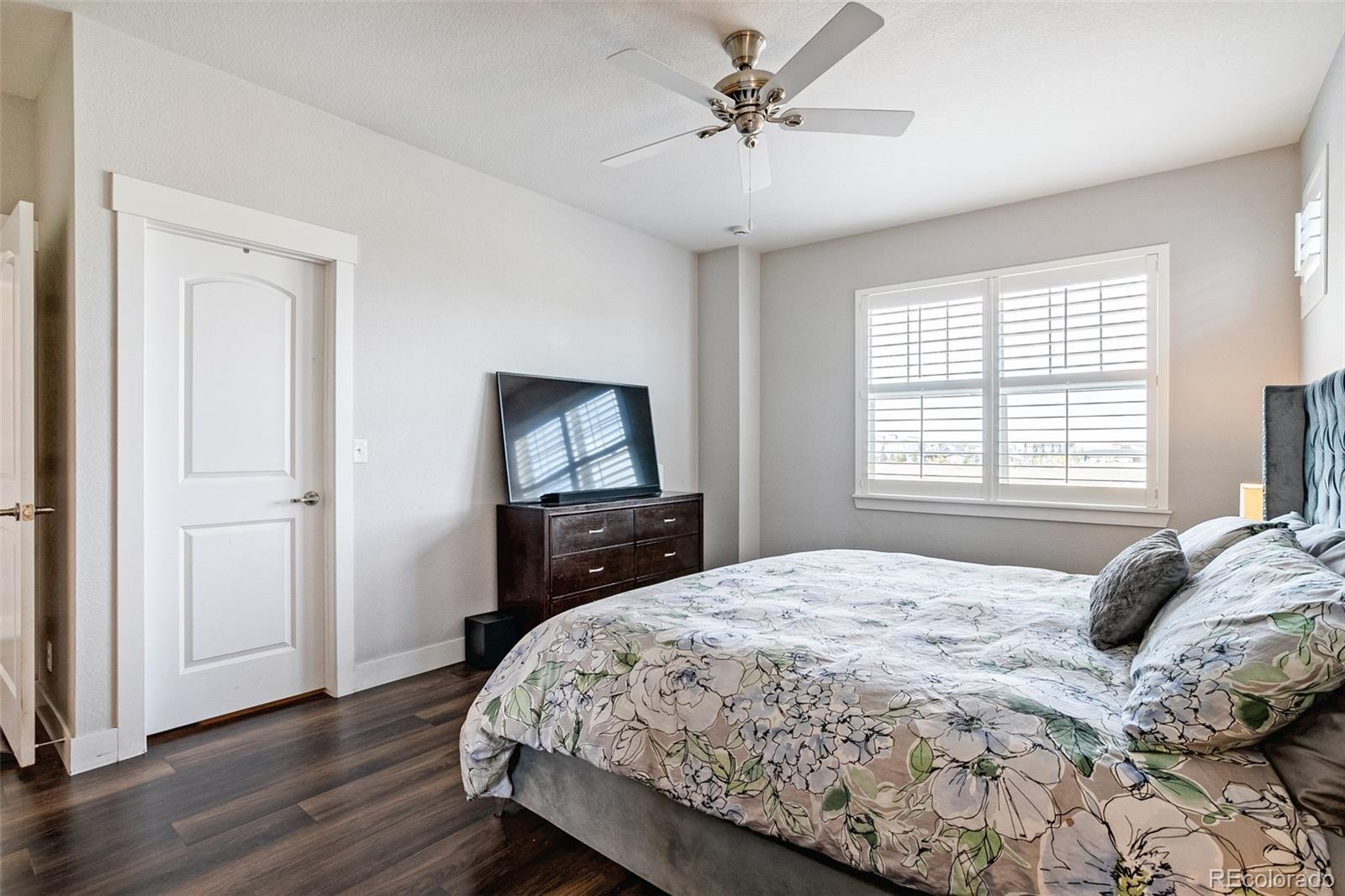 MLS Image #20 for 9962 e 60th avenue,denver, Colorado