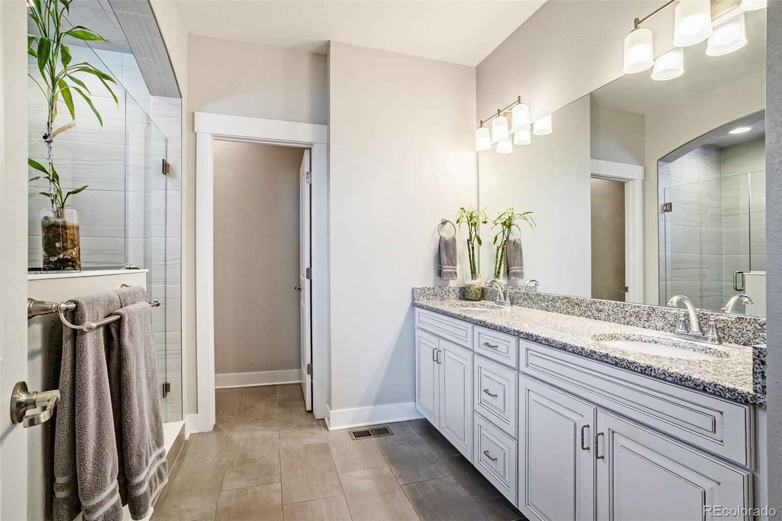 MLS Image #22 for 9962 e 60th avenue,denver, Colorado