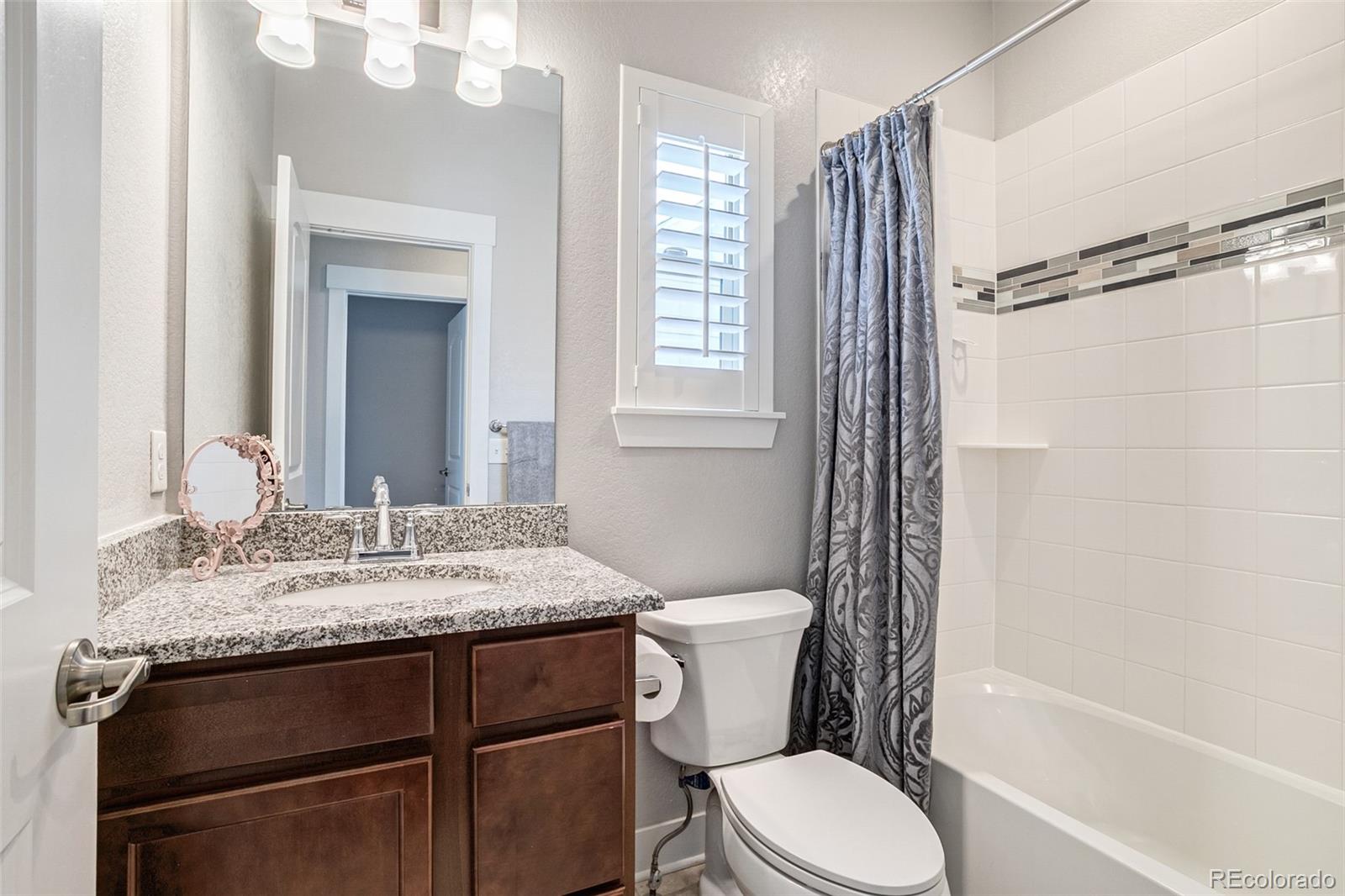 MLS Image #25 for 9962 e 60th avenue,denver, Colorado