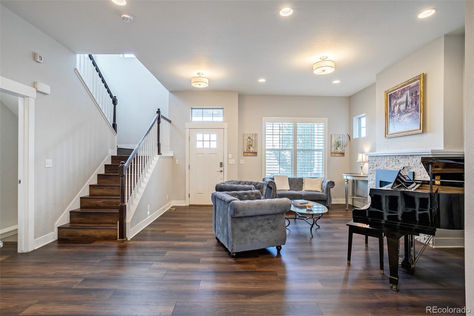MLS Image #7 for 9962 e 60th avenue,denver, Colorado
