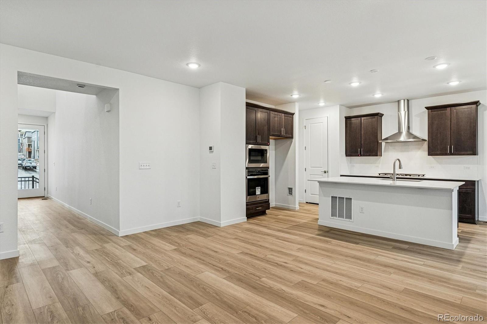 MLS Image #4 for 9124  hayden peak street,englewood, Colorado