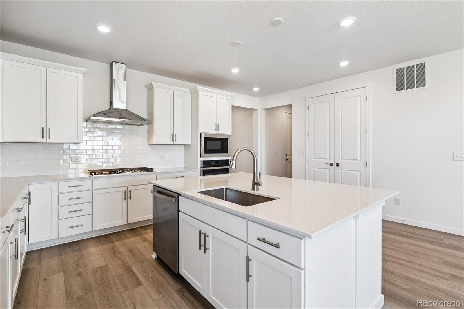 MLS Image #8 for 741  lawson drive,elizabeth, Colorado