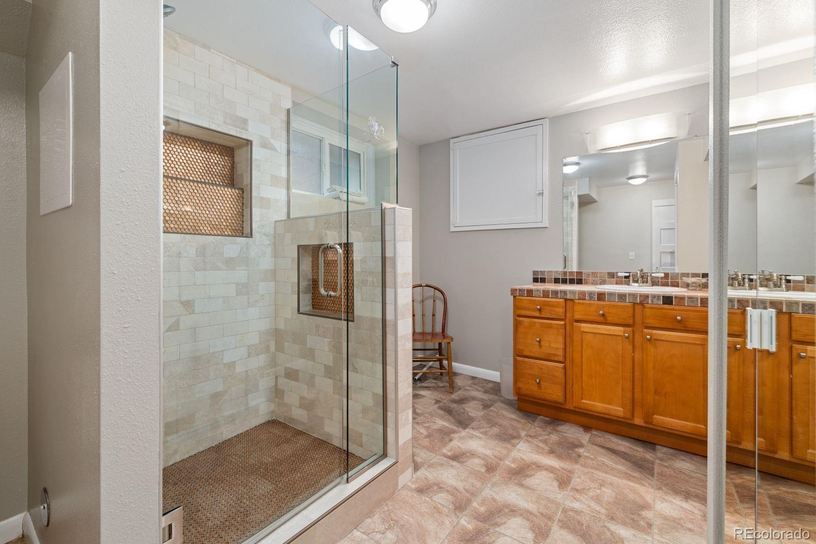MLS Image #36 for 1872 s marion street,denver, Colorado